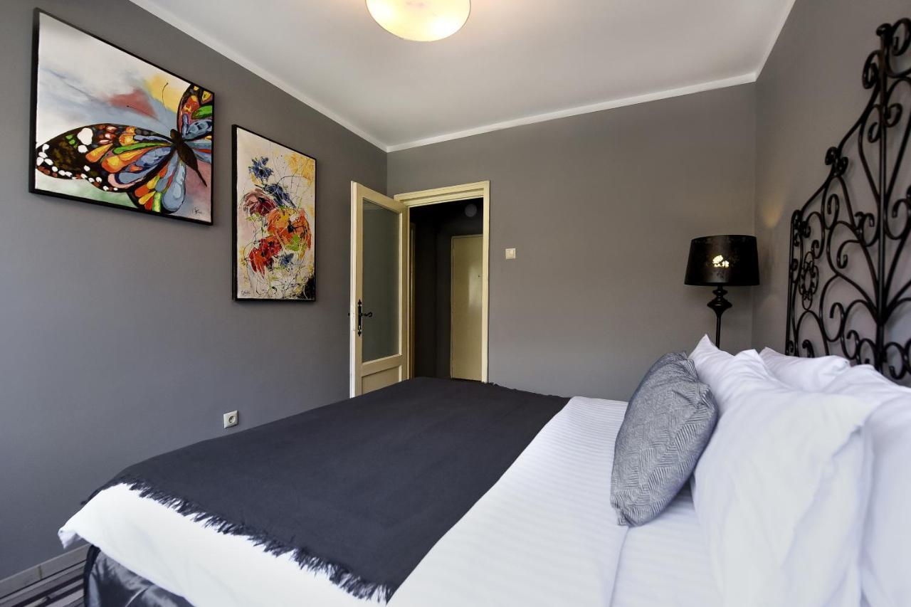 Captivating Old Town Apartment Bucureşti Ngoại thất bức ảnh